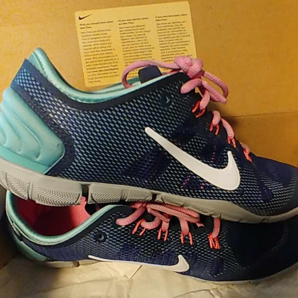 Nike brand new sneakers.